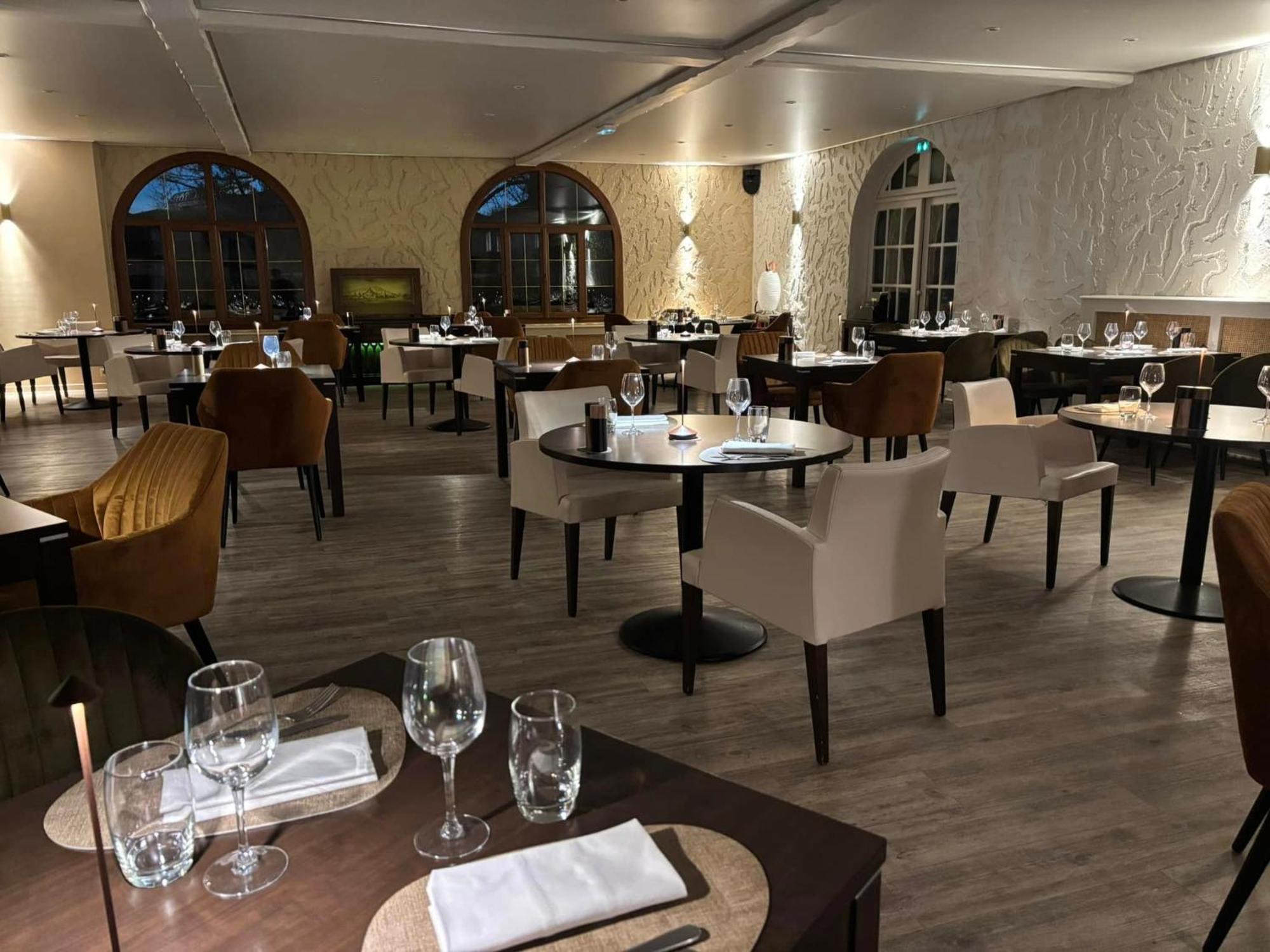 Sure Hotel By Best Western Saint-Quentin Ouest Holnon Bagian luar foto