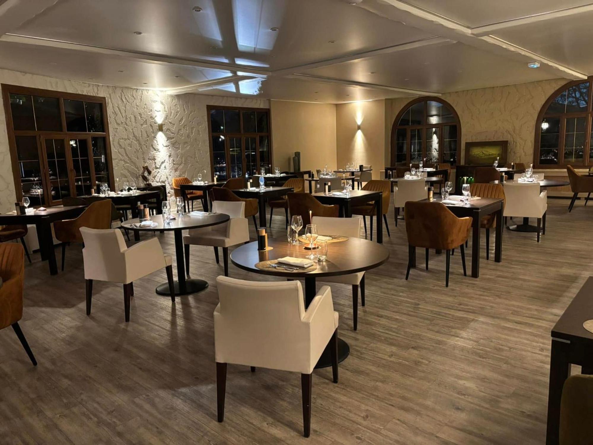 Sure Hotel By Best Western Saint-Quentin Ouest Holnon Bagian luar foto