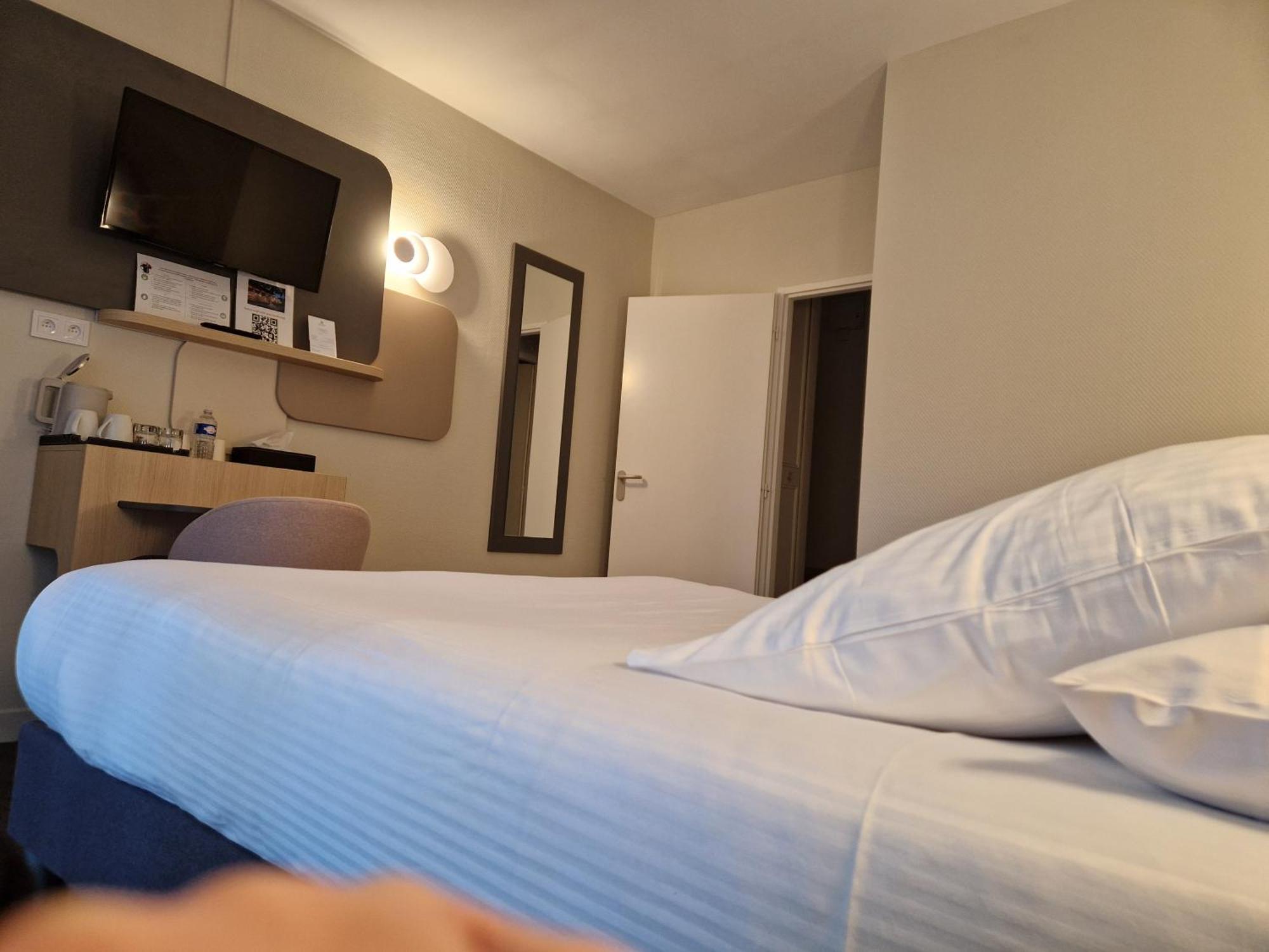 Sure Hotel By Best Western Saint-Quentin Ouest Holnon Bagian luar foto