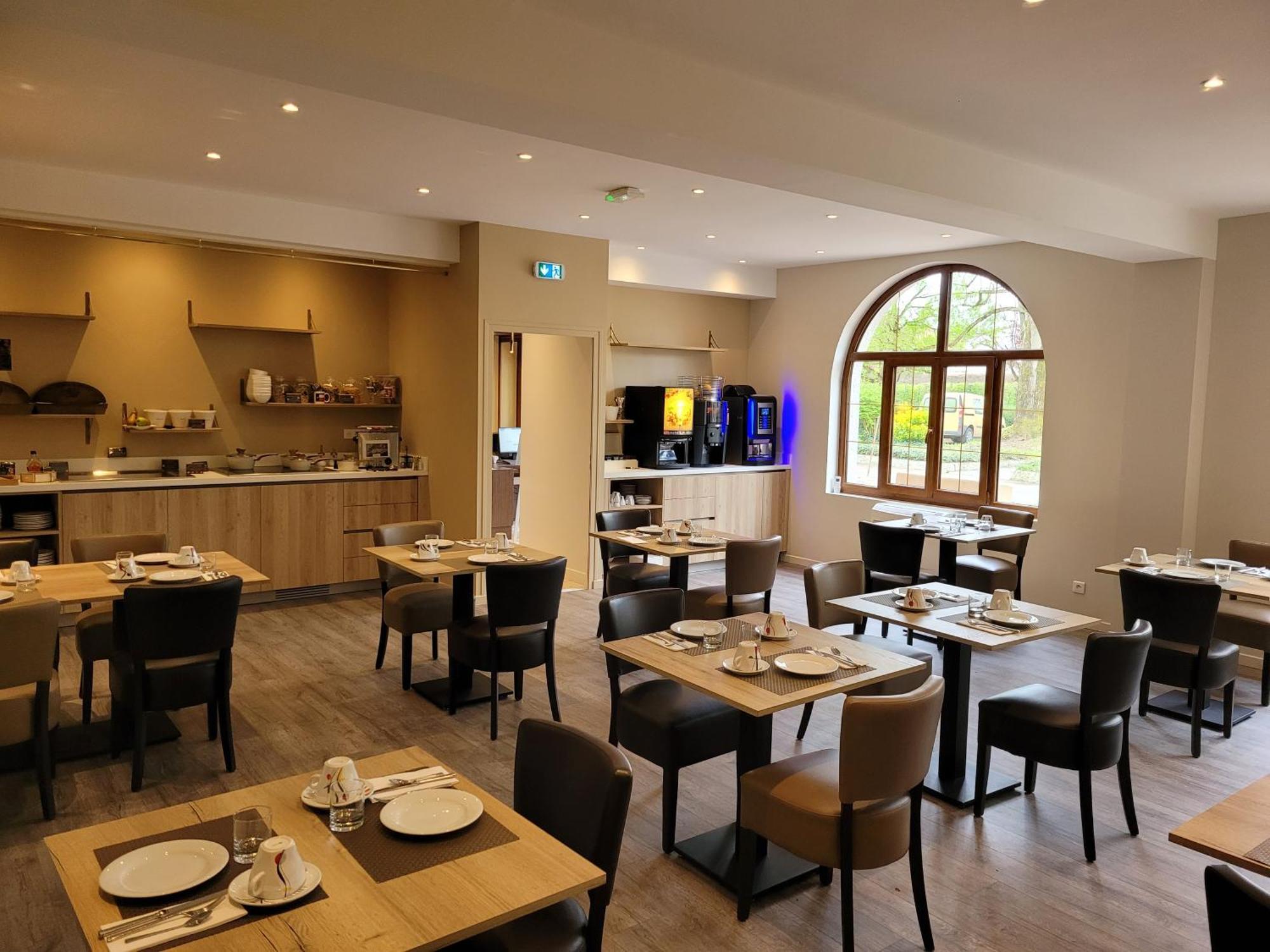 Sure Hotel By Best Western Saint-Quentin Ouest Holnon Bagian luar foto